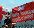 თბილისში ჰომოფობებმა ლგბტ-მოძრაობის მომხრეები დაარბიეს
